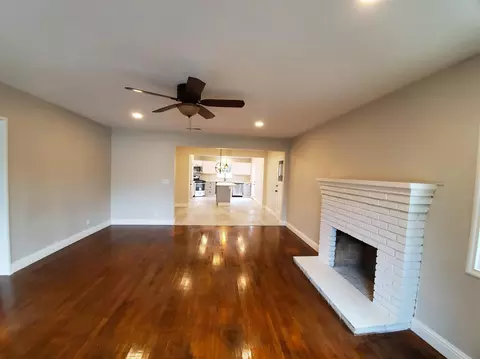 2933 E Duran Ave, Visalia, CA 93292 photo 7