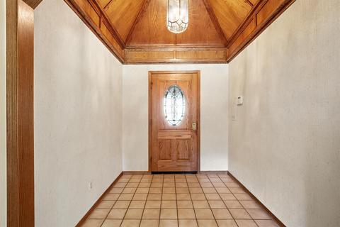 1707 E Howard Ct, Visalia, CA 93292 photo 7