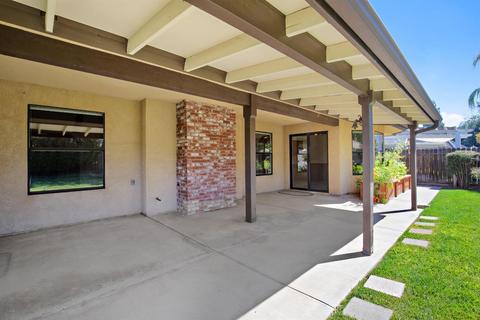 1707 E Howard Ct, Visalia, CA 93292 photo 31