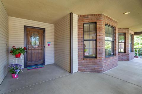 1707 E Howard Ct, Visalia, CA 93292 photo 6