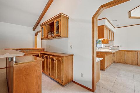 1707 E Howard Ct, Visalia, CA 93292 photo 12