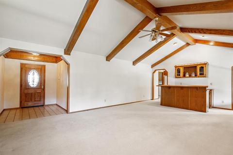 1707 E Howard Ct, Visalia, CA 93292 photo 8