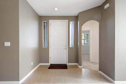 4131 E Cambridge Ave, Visalia, CA 93292 photo 6