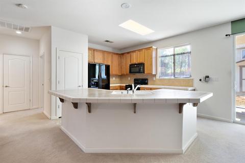 4131 E Cambridge Ave, Visalia, CA 93292 photo 13