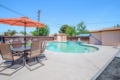 808 E Myrtle St, Hanford, CA 93230 photo 34