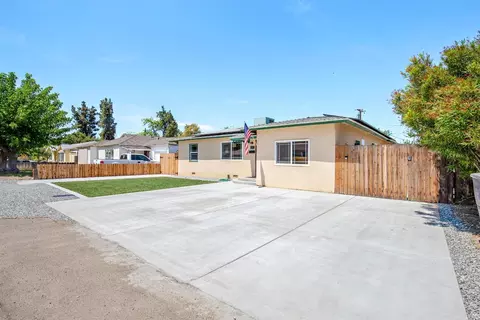 808 E Myrtle St, Hanford, CA 93230 photo 3