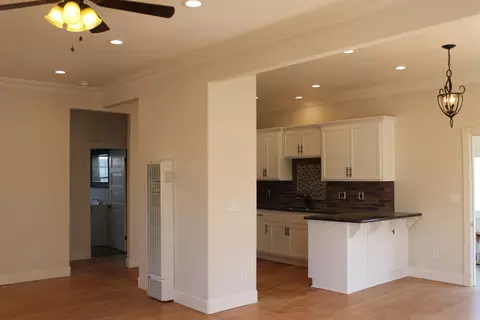 345 N F St, Exeter, CA 93221 photo 9