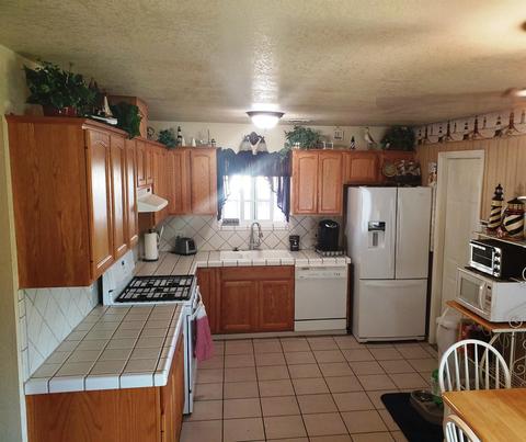 905 E Ivy St, Hanford, CA 93230 photo 7