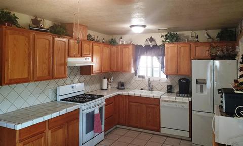905 E Ivy St, Hanford, CA 93230 photo 8