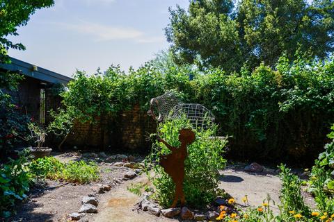 202 N Crespi Ave, Exeter, CA 93221 photo 34