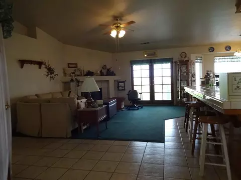 623 N Quince Ave, Exeter, CA 93221 photo 6