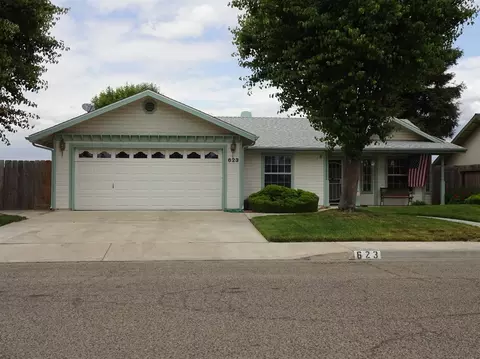 623 N Quince Ave, Exeter, CA 93221 photo 2