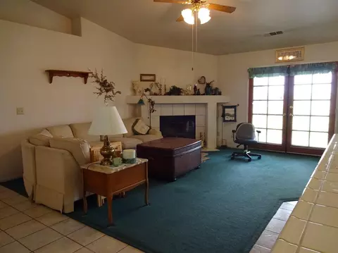 623 N Quince Ave, Exeter, CA 93221 photo 10