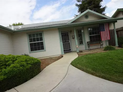 623 N Quince Ave, Exeter, CA 93221 photo 4
