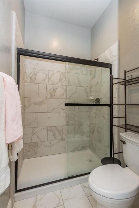 833 E Aretha Ave, Fowler, CA 93625 photo 16
