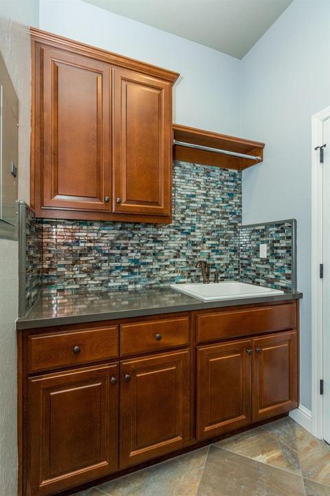 833 E Aretha Ave, Fowler, CA 93625 photo 22
