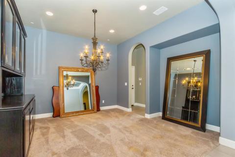 833 E Aretha Ave, Fowler, CA 93625 photo 4