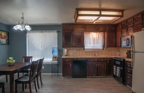 1379 E Boyer Dr, Tulare, CA 93274 photo 16