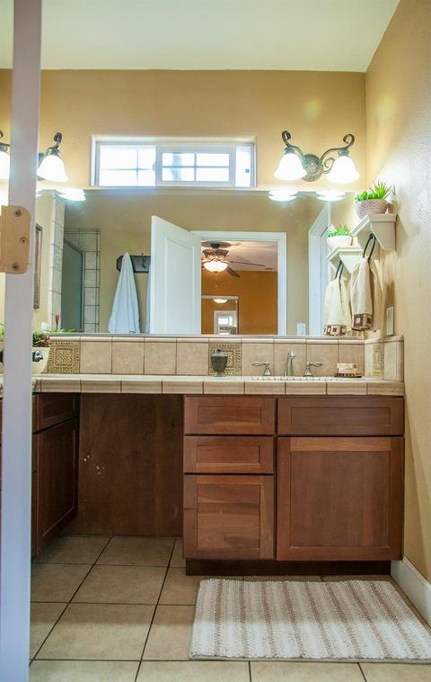 1357 Pine St, Selma, CA 93662 photo 35