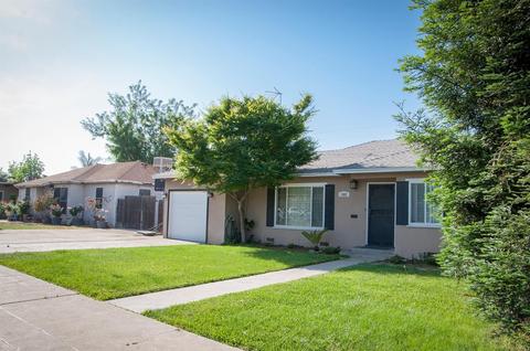 1357 Pine St, Selma, CA 93662 photo 1