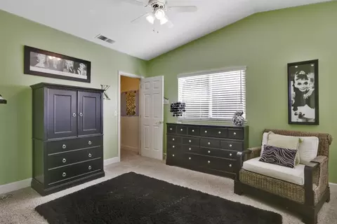 1504 S Exeter Ct, Visalia, CA 93292 photo 21