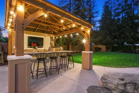 1504 S Exeter Ct, Visalia, CA 93292 photo 64