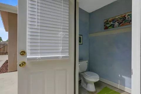 1504 S Exeter Ct, Visalia, CA 93292 photo 54