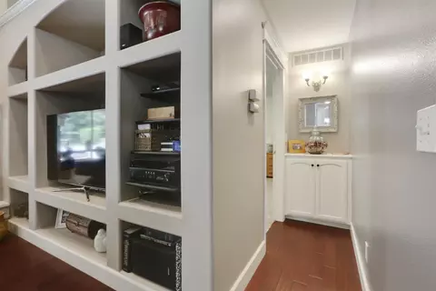 1504 S Exeter Ct, Visalia, CA 93292 photo 41