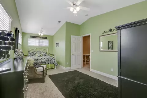 1504 S Exeter Ct, Visalia, CA 93292 photo 22
