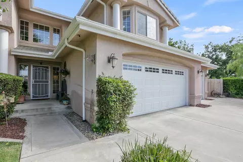 1504 S Exeter Ct, Visalia, CA 93292 photo 4