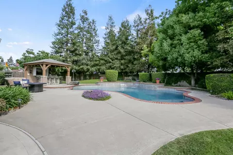 1504 S Exeter Ct, Visalia, CA 93292 photo 45