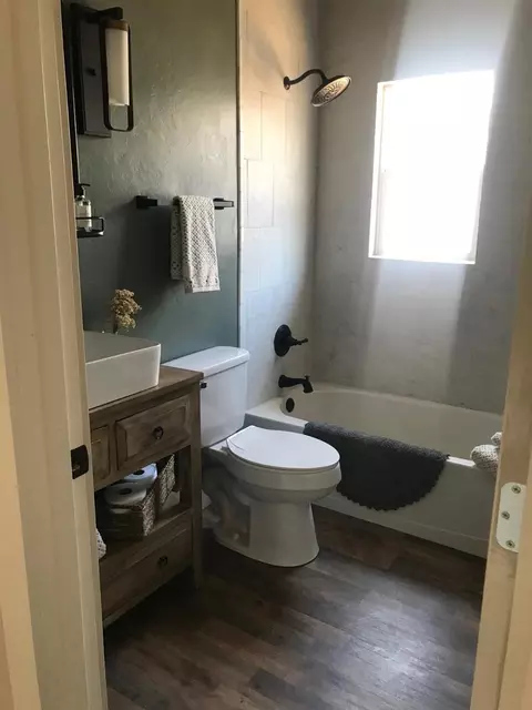151 N C St, Exeter, CA 93221 photo 17