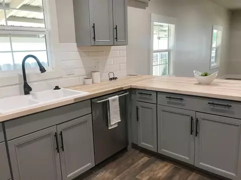 151 N C St, Exeter, CA 93221 photo 8