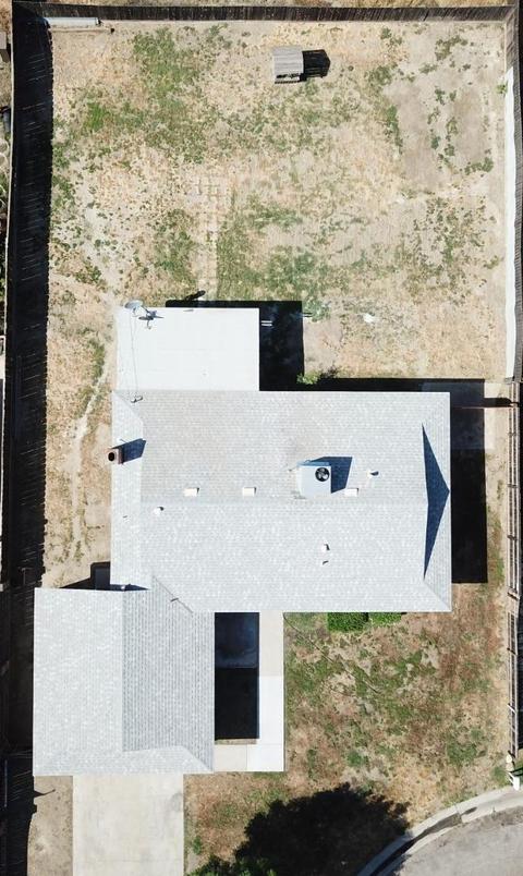 1992 E Sunset Ave, Tulare, CA 93274 photo 8