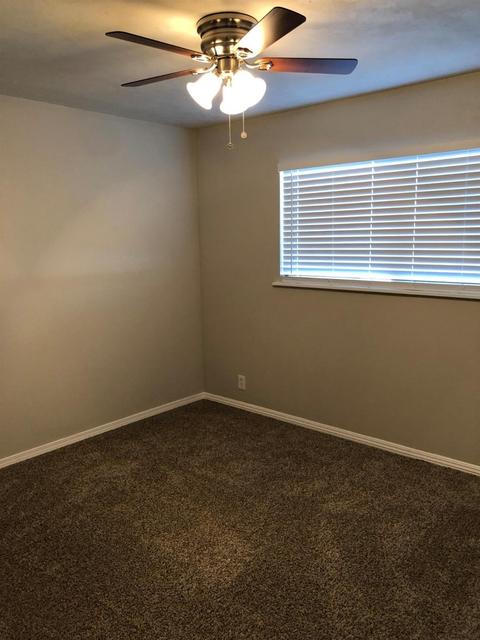 1992 E Sunset Ave, Tulare, CA 93274 photo 23