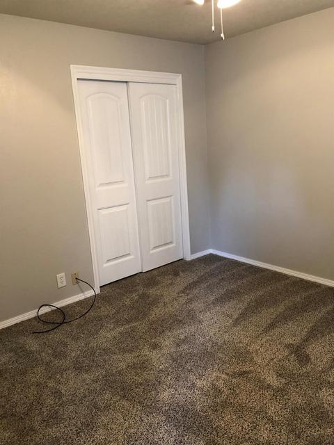 1992 E Sunset Ave, Tulare, CA 93274 photo 32