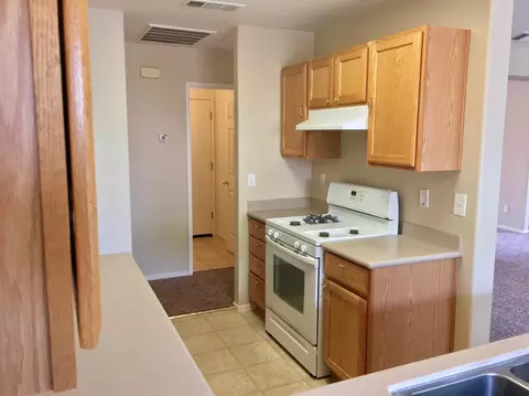 3702 E Vista Dr, Visalia, CA 93292 photo 8