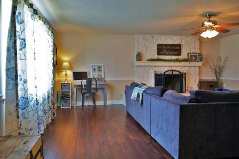 1460 Cypress Ln, Lemoore, CA 93245 photo 6
