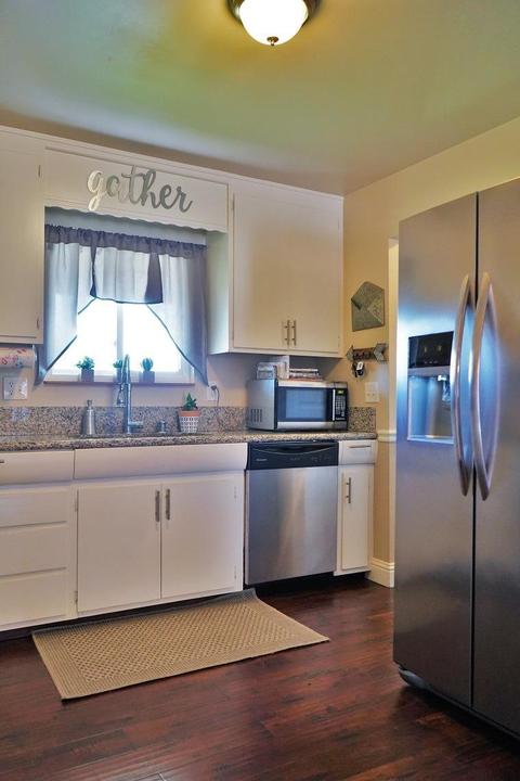 1460 Cypress Ln, Lemoore, CA 93245 photo 17