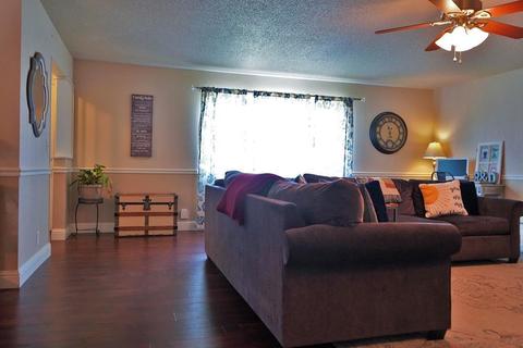 1460 Cypress Ln, Lemoore, CA 93245 photo 9