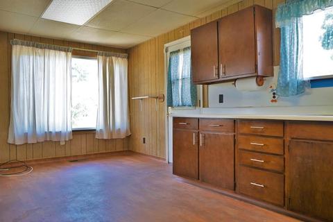 218 E Malone St, Hanford, CA 93230 photo 33