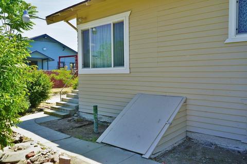 218 E Malone St, Hanford, CA 93230 photo 35