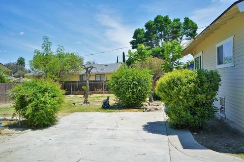 218 E Malone St, Hanford, CA 93230 photo 7