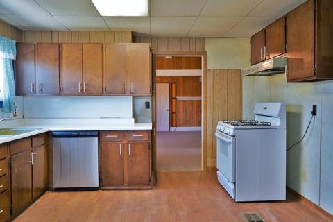 218 E Malone St, Hanford, CA 93230 photo 30