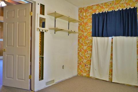 218 E Malone St, Hanford, CA 93230 photo 17