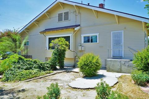 218 E Malone St, Hanford, CA 93230 photo 11