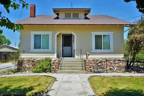 218 E Malone St, Hanford, CA 93230 photo 4