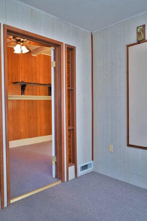 218 E Malone St, Hanford, CA 93230 photo 14