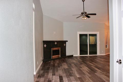 2520 Stuart Ave, Clovis, CA 93611 photo 4