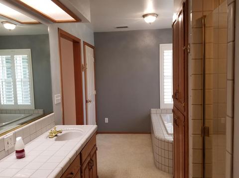 328 E Oak View Ave, Visalia, CA 93277 photo 13